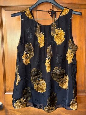 F&F Black & Gold Velvet Floral Burnout Devoré Blouse Top US 10